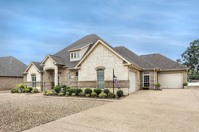 5 Utrera Lane, Hot Springs Village, AR 71909