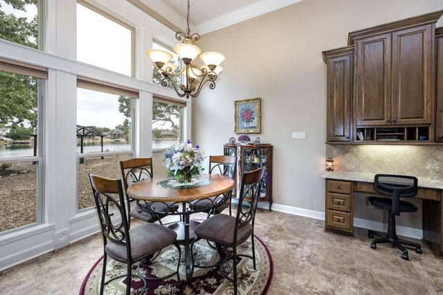 5 Utrera Lane, Hot Springs Village, AR 71909