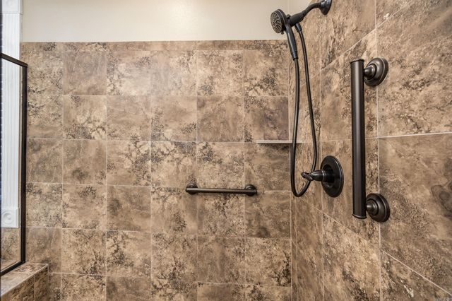 5 Utrera Lane, Hot Springs Village, AR 71909