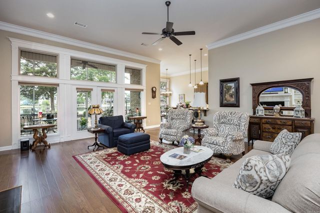 5 Utrera Lane, Hot Springs Village, AR 71909