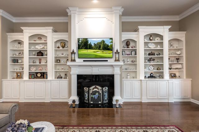 5 Utrera Lane, Hot Springs Village, AR 71909