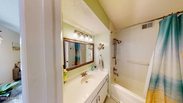 10168 Beach Drive SW 4-301, Calabash, NC 28467