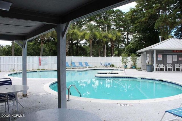 10168 Beach Drive SW 4-301, Calabash, NC 28467
