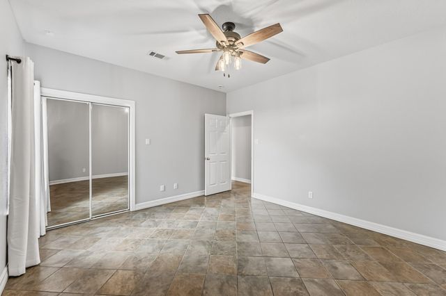 501 Cherry Hills Drive, Huntsville, TX 77340