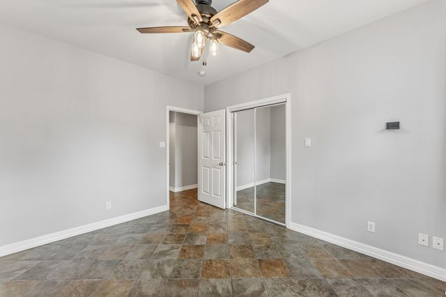 501 Cherry Hills Drive, Huntsville, TX 77340
