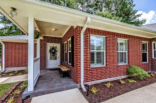 501 Cherry Hills Drive, Huntsville, TX 77340