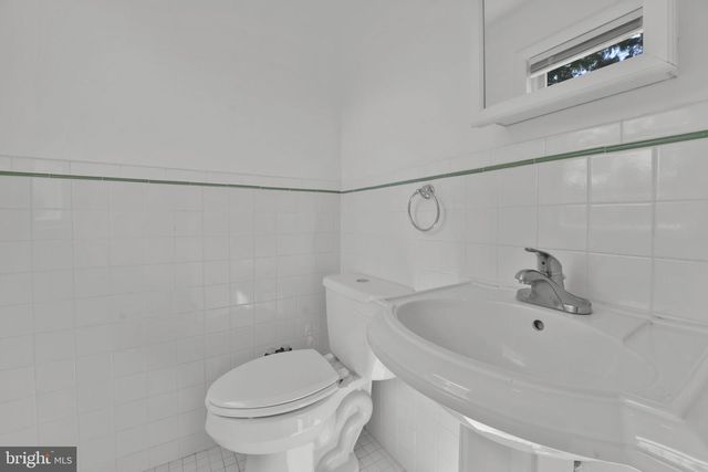 810 WISTERIA DR, Westminster, MD 21157
