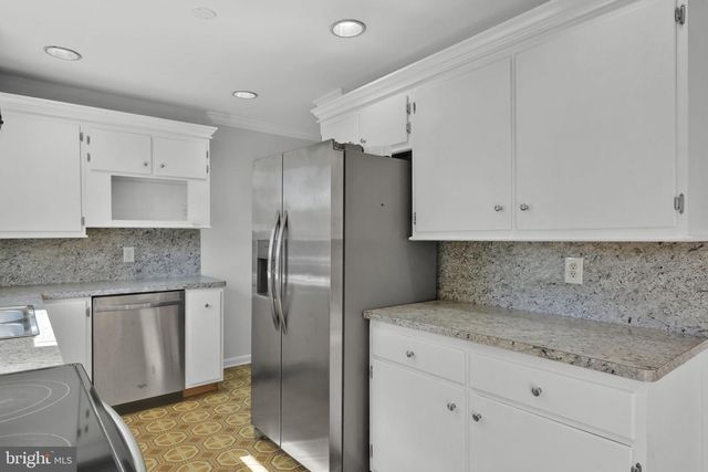810 WISTERIA DR, Westminster, MD 21157