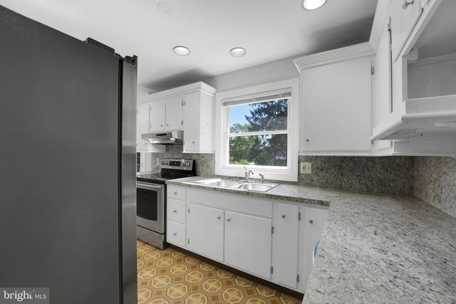 810 WISTERIA DR, Westminster, MD 21157