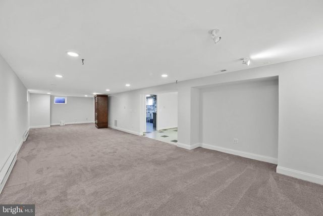 810 WISTERIA DR, Westminster, MD 21157
