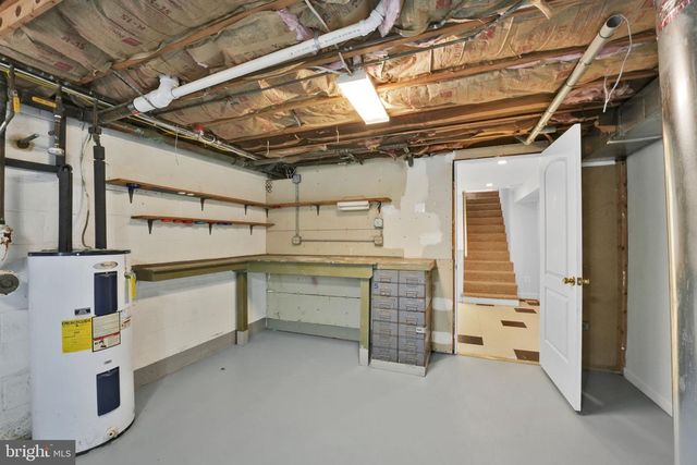 810 WISTERIA DR, Westminster, MD 21157