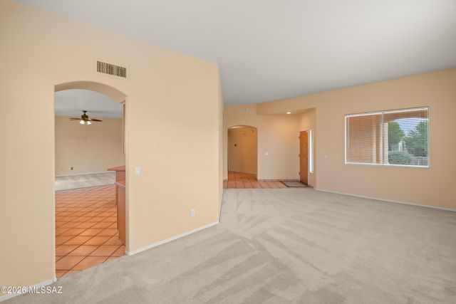 11697 N Quandry Drive, Tucson, AZ 85737