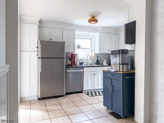 14 Maryland Ave, High Bridge Boro, NJ 08829