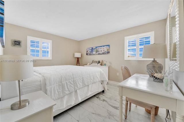 1418 Collins Avenue 504, Miami Beach, FL 33139