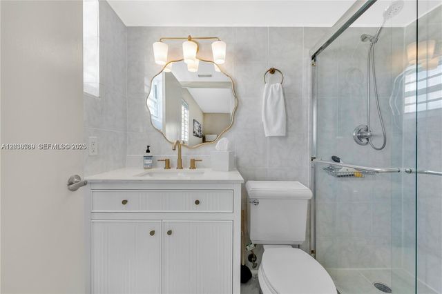 1418 Collins Avenue 504, Miami Beach, FL 33139