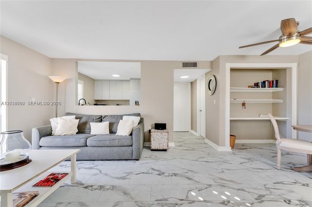 1418 Collins Avenue 504, Miami Beach, FL 33139