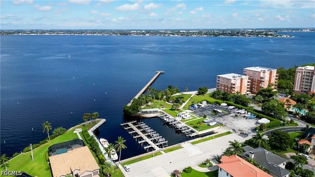 10891 Meadow Lark Cove DR, Fort Myers, FL 33908