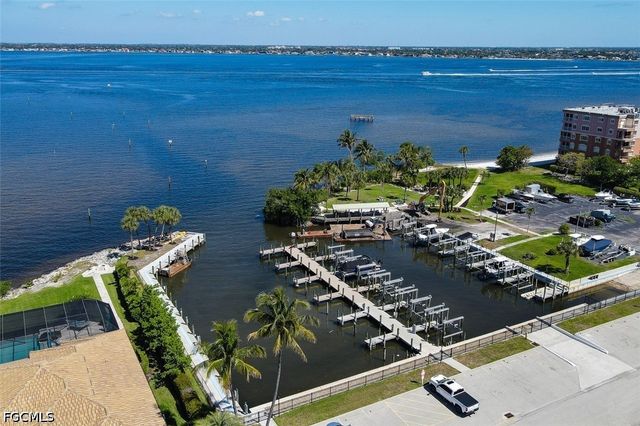 10891 Meadow Lark Cove DR, Fort Myers, FL 33908