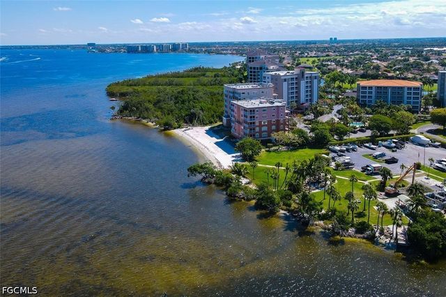 10891 Meadow Lark Cove DR, Fort Myers, FL 33908