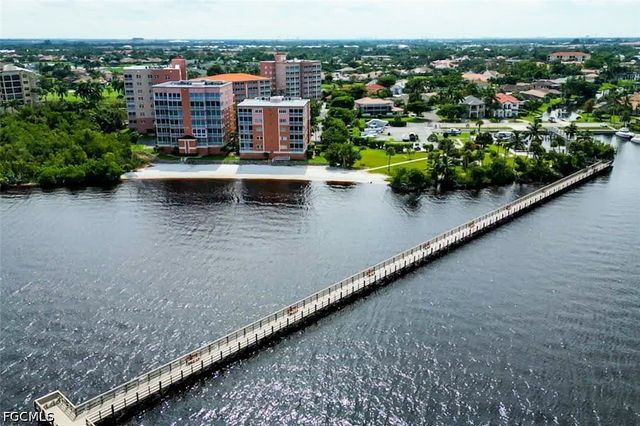 10891 Meadow Lark Cove DR, Fort Myers, FL 33908
