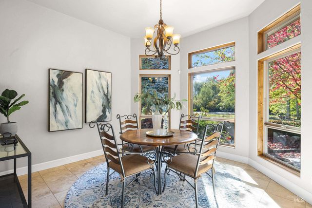 1825 S Lakemoor, Eagle, ID 83616