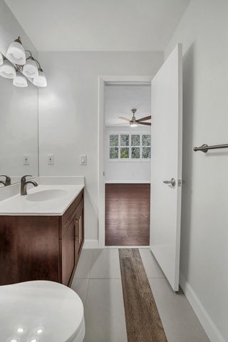 4550 SW 68th Court Circle 54-8, Miami, FL 33155