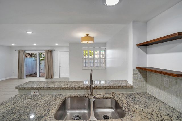 4550 SW 68th Court Circle 54-8, Miami, FL 33155