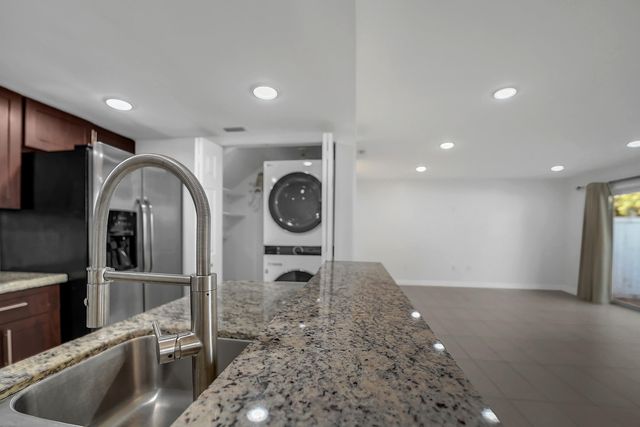 4550 SW 68th Court Circle 54-8, Miami, FL 33155