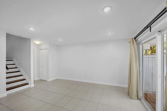 4550 SW 68th Court Circle 54-8, Miami, FL 33155