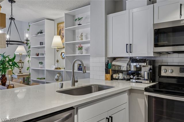 5574 Orchard Lane 5574, Las Vegas, NV 89110