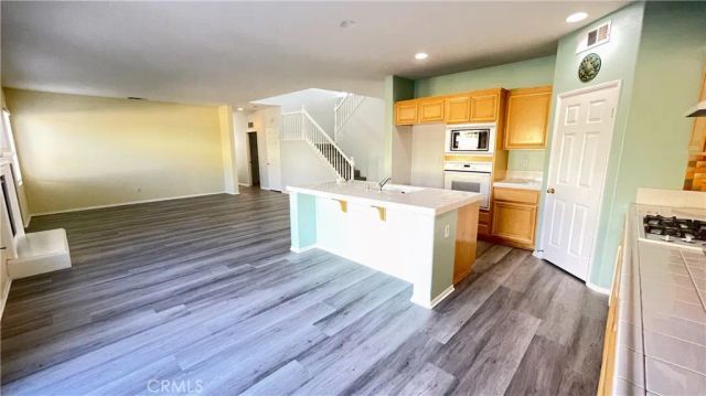 6521 Thistledown Street, Eastvale, CA 92880