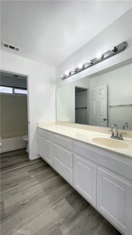 6521 Thistledown Street, Eastvale, CA 92880