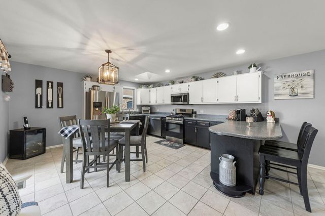 1956 Cornell Drive, New Lenox, IL 60451