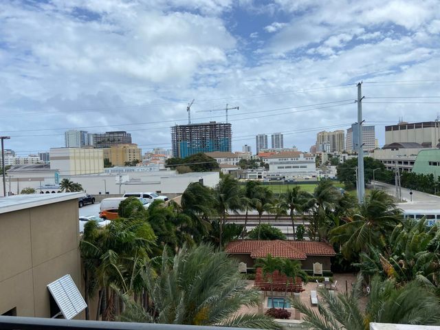 616 Clearwater Park Road 512, West Palm Beach, FL 33401