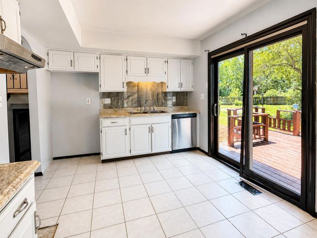 10008 Garfield Court, Crown Point, IN 46307