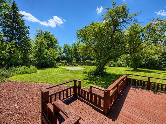 10008 Garfield Court, Crown Point, IN 46307