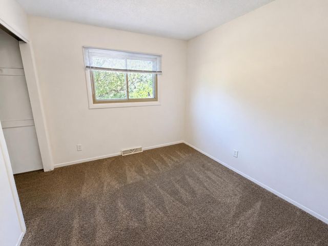 10008 Garfield Court, Crown Point, IN 46307