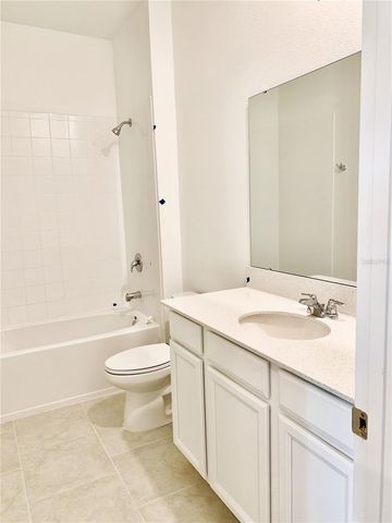 125 PINEYWOODS STREET, St Cloud, FL 34772