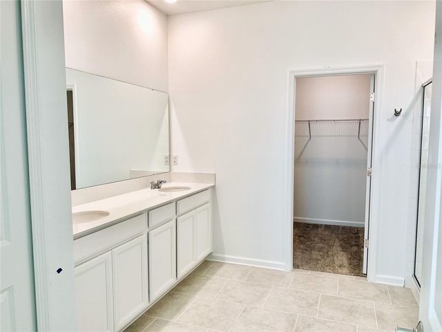 125 PINEYWOODS STREET, St Cloud, FL 34772