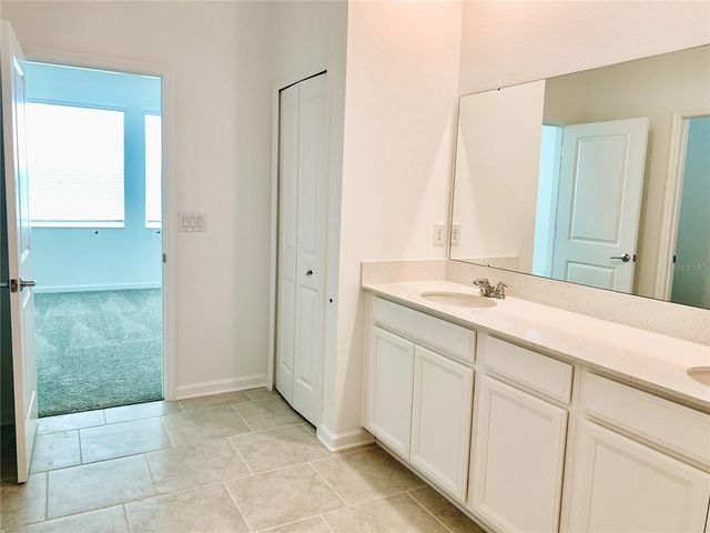 125 PINEYWOODS STREET, St Cloud, FL 34772