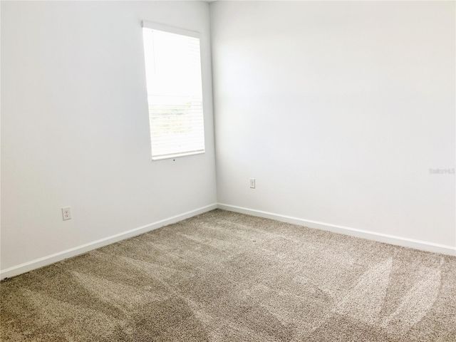 125 PINEYWOODS STREET, St Cloud, FL 34772