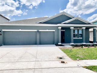 125 PINEYWOODS STREET, St Cloud, FL 34772