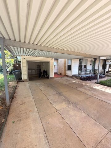5116 Melbourne Drive, Fort Worth, TX 76114