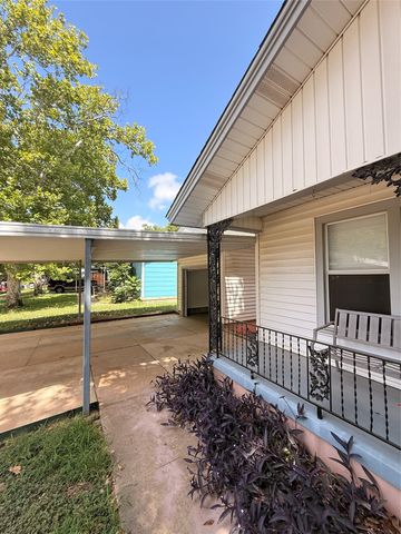 5116 Melbourne Drive, Fort Worth, TX 76114