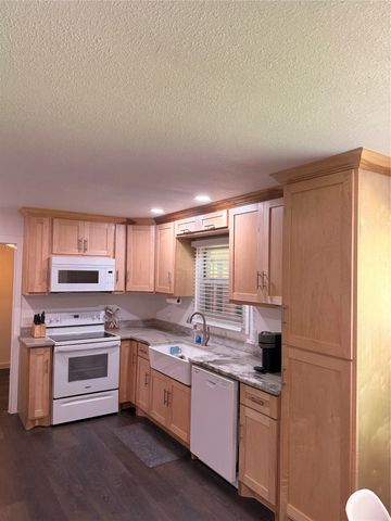 5116 Melbourne Drive, Fort Worth, TX 76114