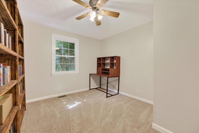 2706 W Copeland Ct, Clarksville, TN 37042