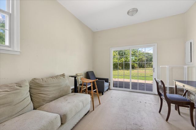 2706 W Copeland Ct, Clarksville, TN 37042
