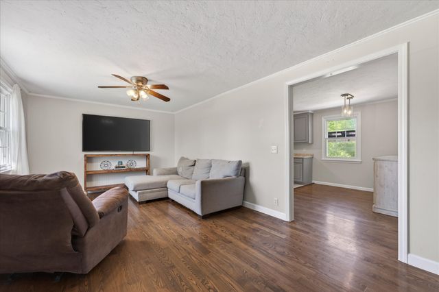 2706 W Copeland Ct, Clarksville, TN 37042