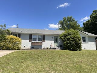 2706 W Copeland Ct, Clarksville, TN 37042