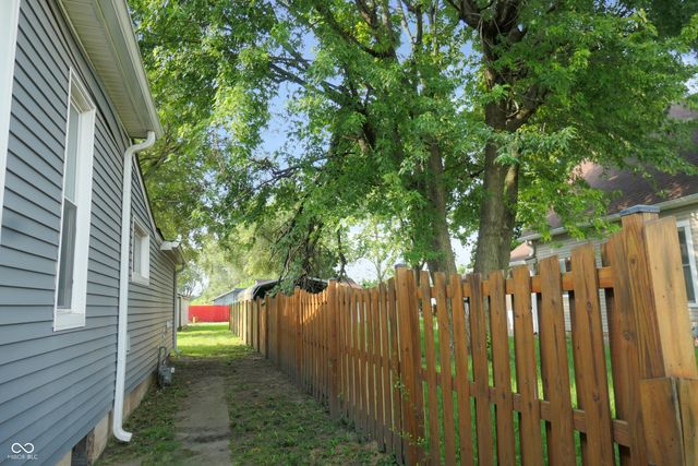 211 Wisconsin Street, Indianapolis, IN 46225